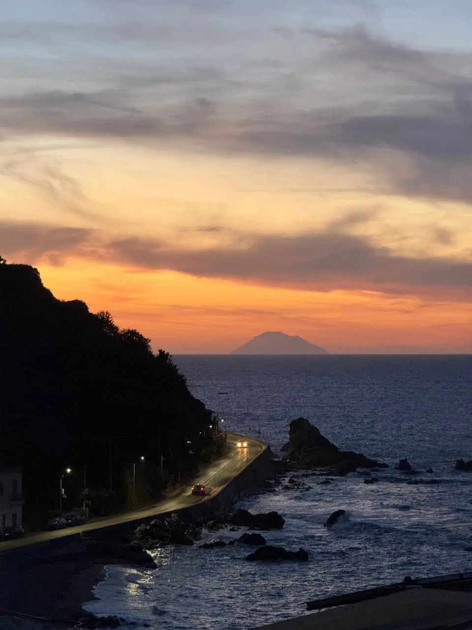 Tramonto sulla costa di Capo d'Orlando, vista dalla zona di Incognito Residence